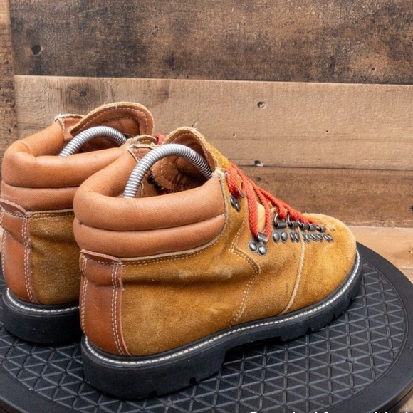 Montblanc Hiking Boots - Picture 2 of 9